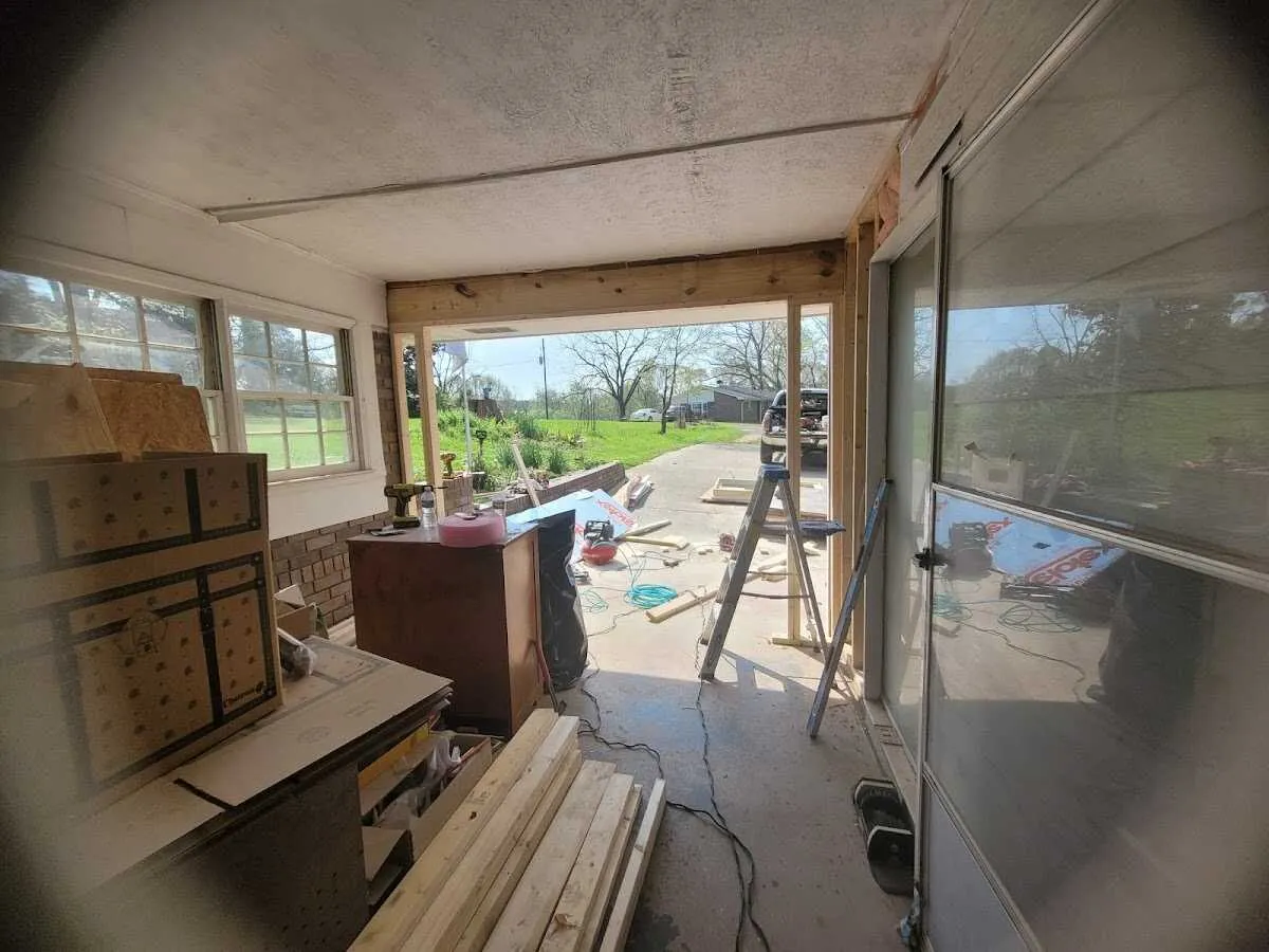 Air movers and dehumidifier for Water Mitigation Services in Orangetree